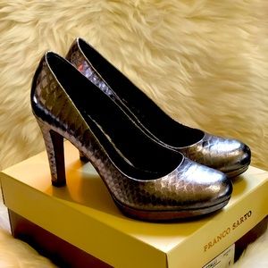 Franco Sarto “Luxe” Size 7.5 M Pewter Metallic Gently Used